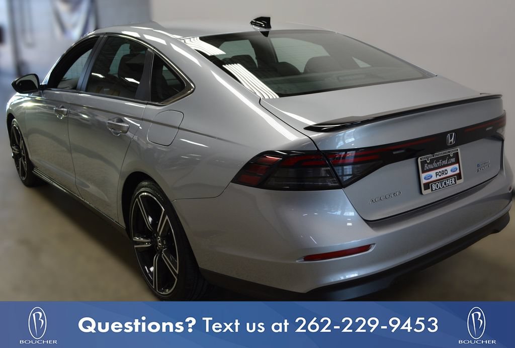 Used 2024 Honda Accord Sport image 4