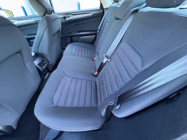 Certified 2020 Ford Fusion SE FWD image 23