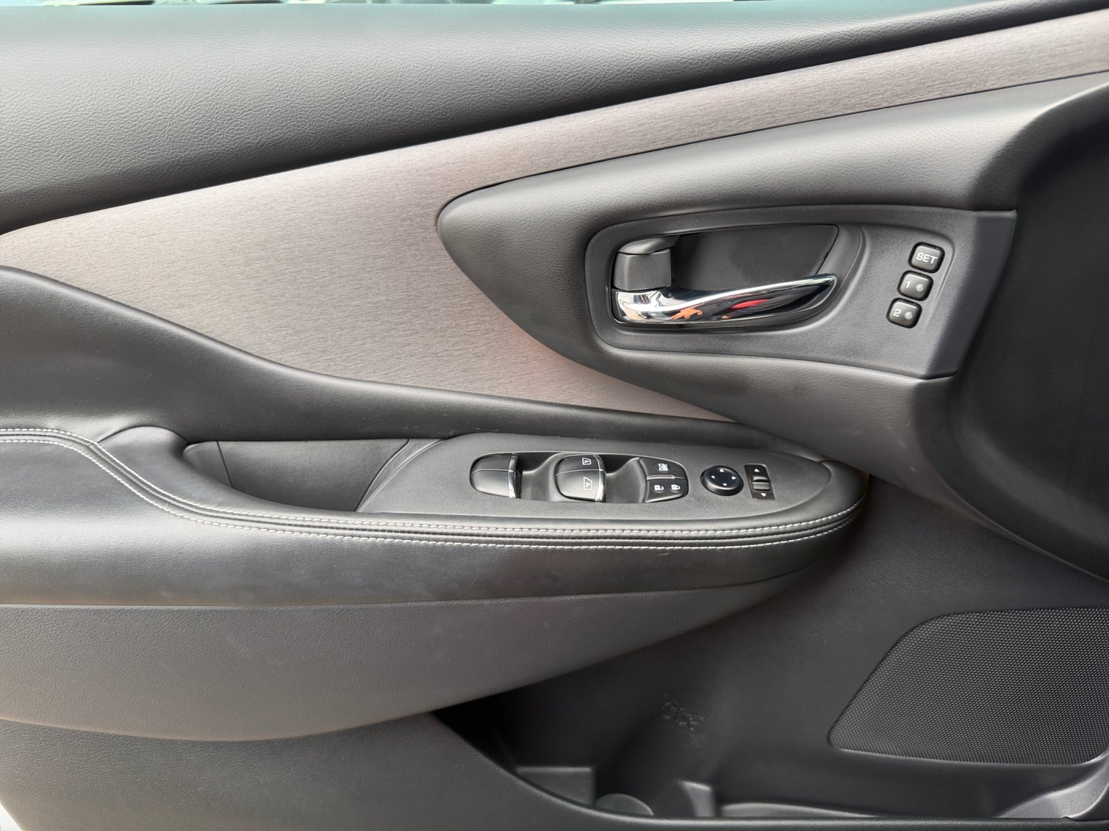 Used 2021 Nissan Murano SL FWD image 17