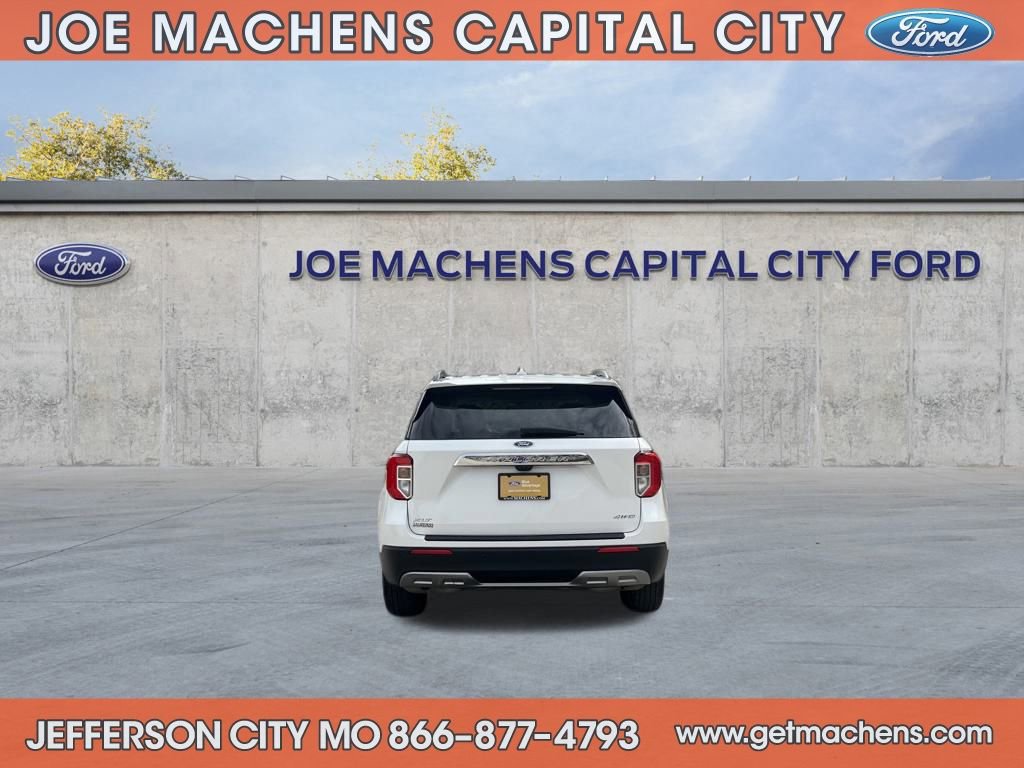 Certified 2022 Ford Explorer XLT w/ Equipment Group 202A image 4