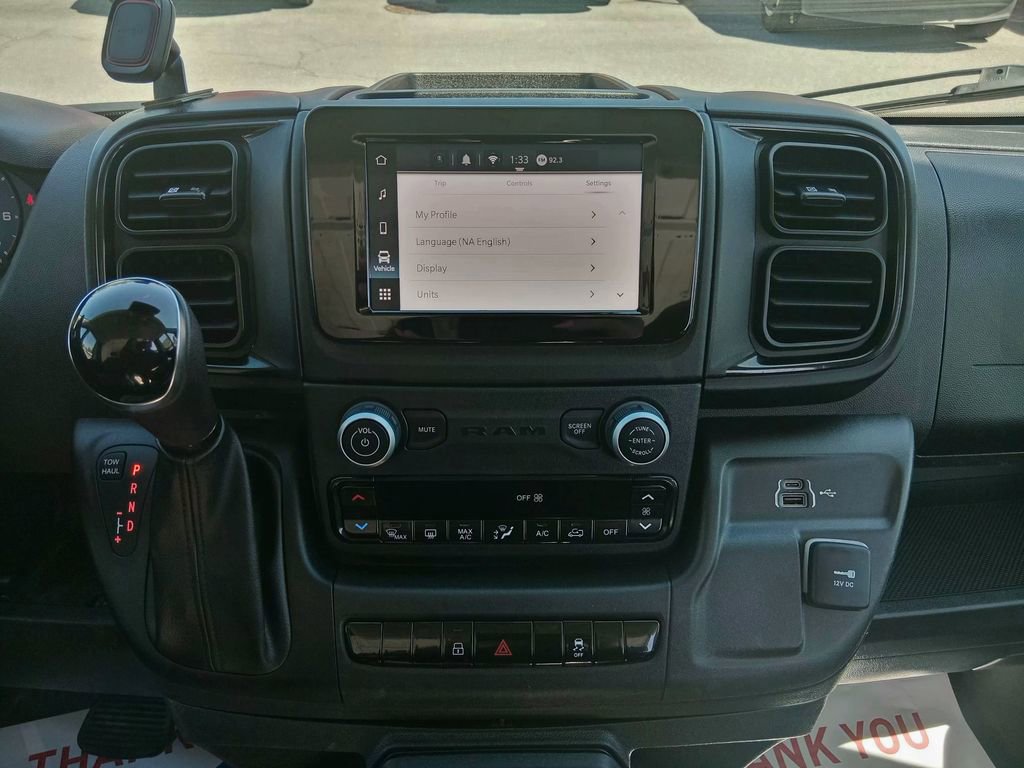 Used 2024 RAM ProMaster 2500 w/ Convenience Group FWD image 20