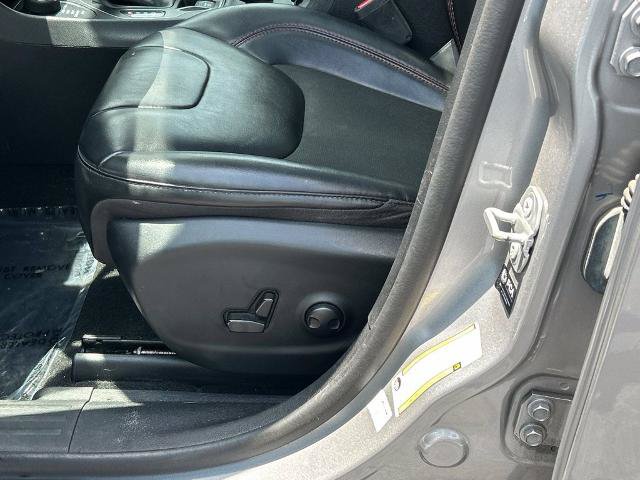 Used 2022 Jeep Cherokee Trailhawk w/ Sun, Sound & Nav Group AWD/4WD image 16
