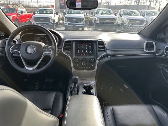 Used 2018 Jeep Grand Cherokee Limited image 16