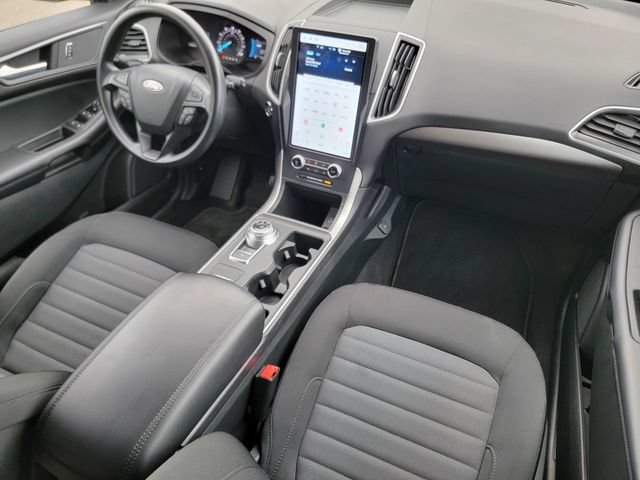 Certified 2024 Ford Edge SE w/ Black Appearance Package AWD/4WD image 39