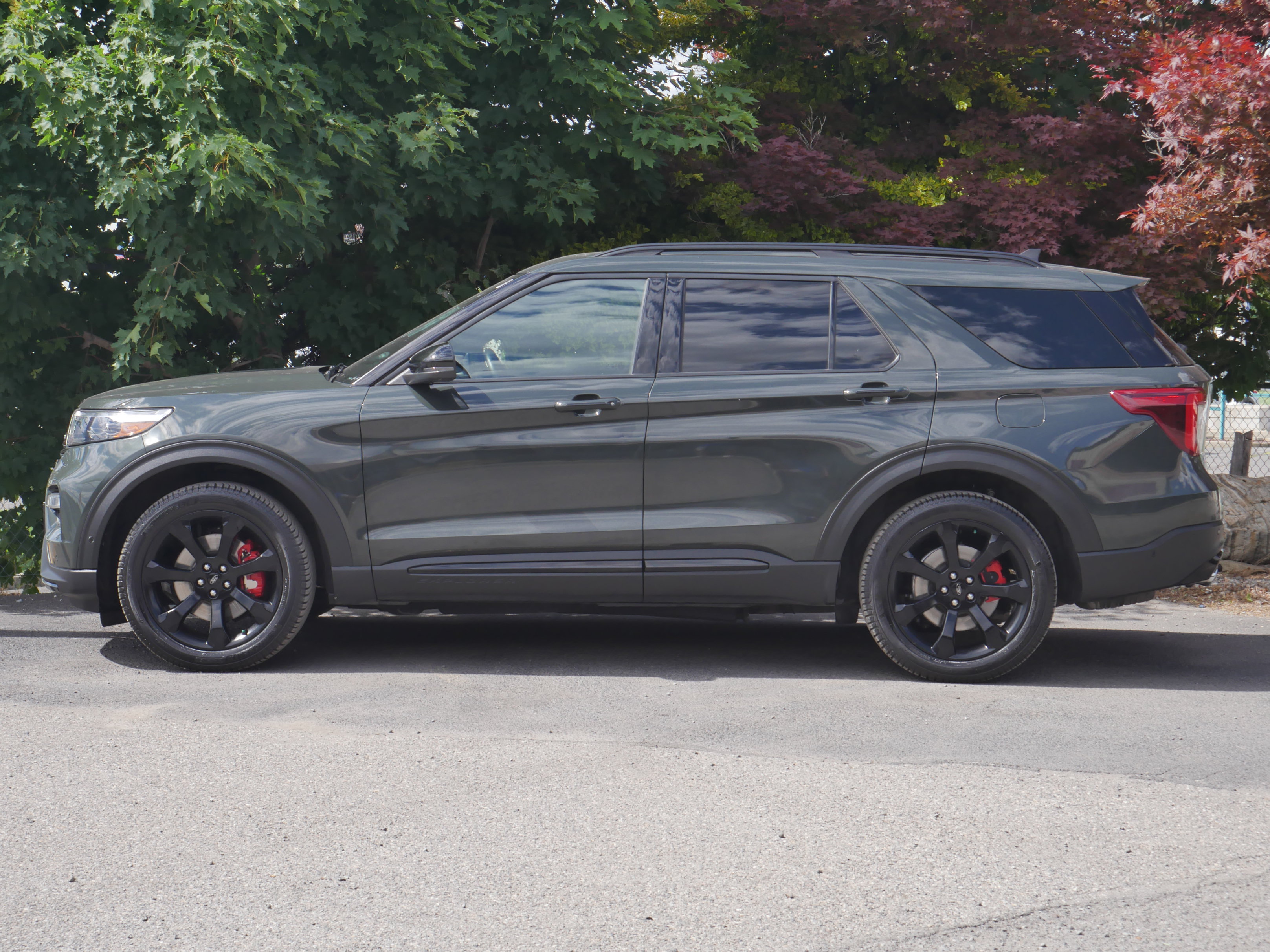 Certified 2021 Ford Explorer ST w/ ST Street Pack AWD/4WD image 17