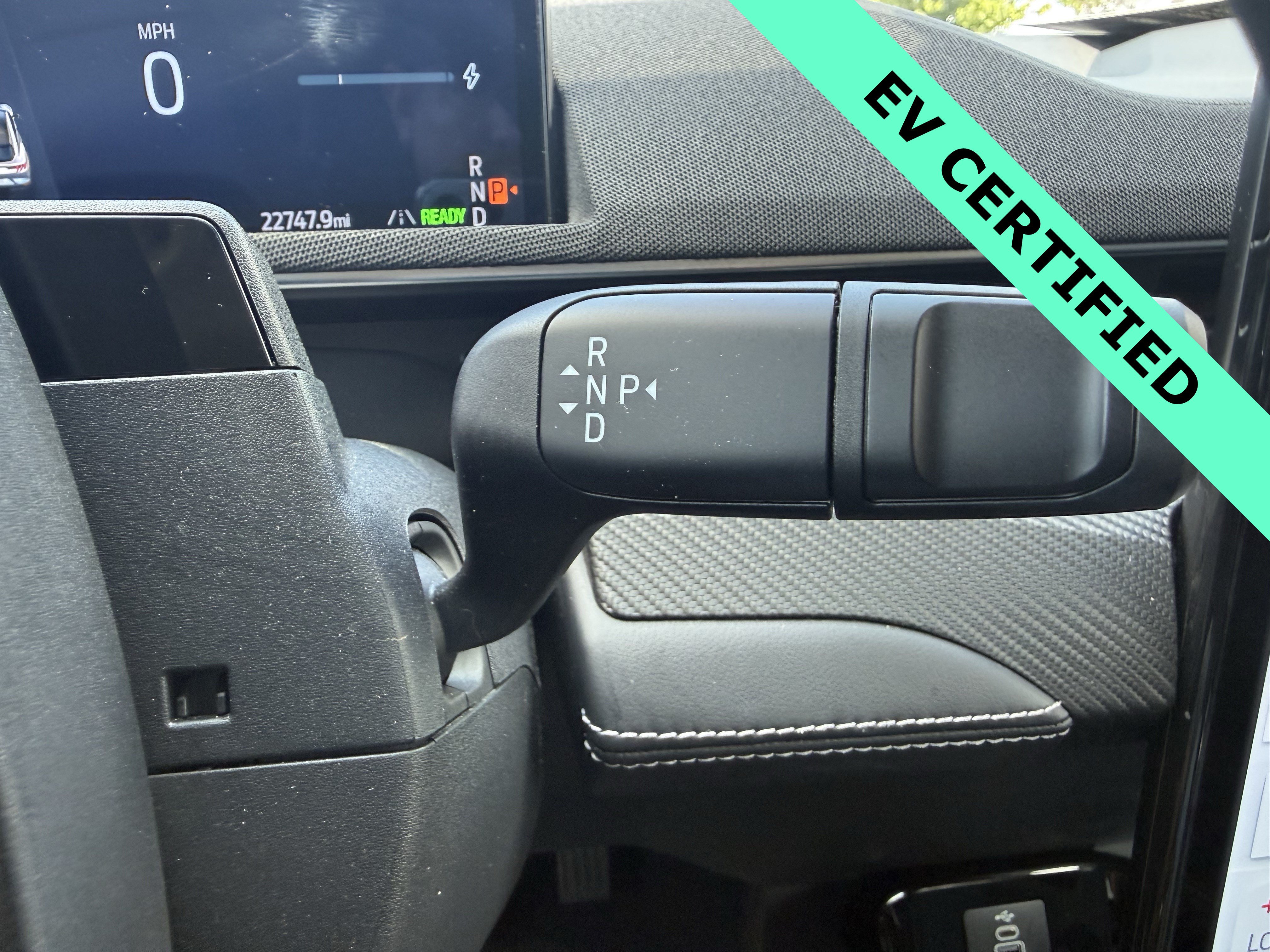 Certified 2025 Ford Mustang Mach-E Select AWD/4WD image 31