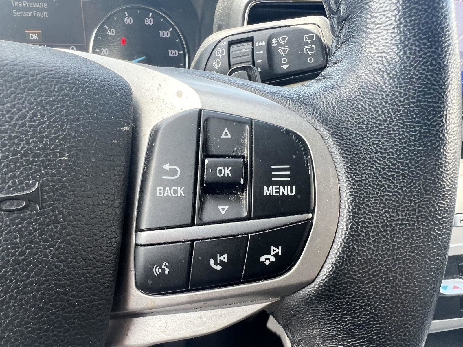 Certified 2021 Ford Explorer XLT w/ Equipment Group 202A image 15