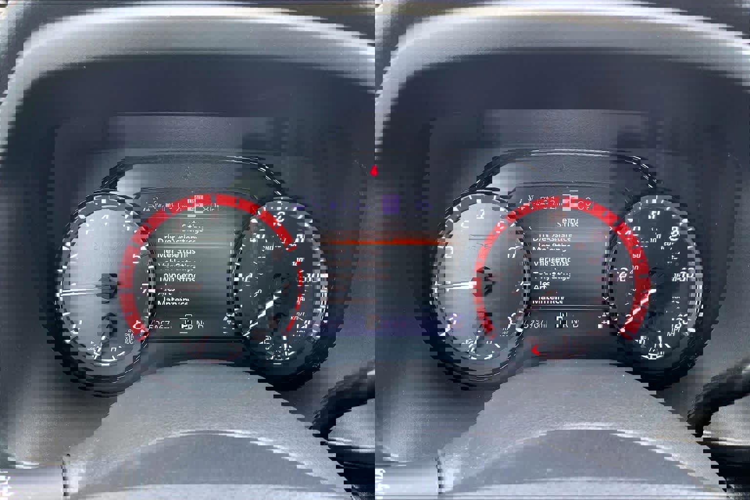 Used 2021 Nissan Titan PRO-4X w/ Pro-4x Convenience Package image 26