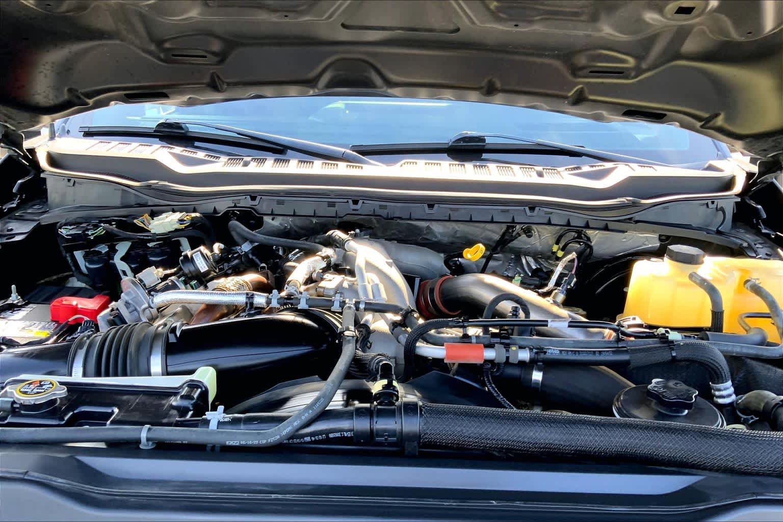 Certified 2023 Ford F250 Lariat w/ Lariat Ultimate Package AWD/4WD image 29
