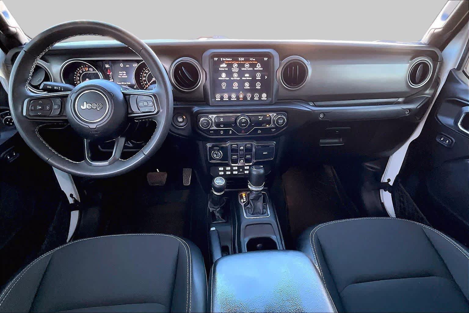 Used 2023 Jeep Gladiator Sport AWD/4WD image 16