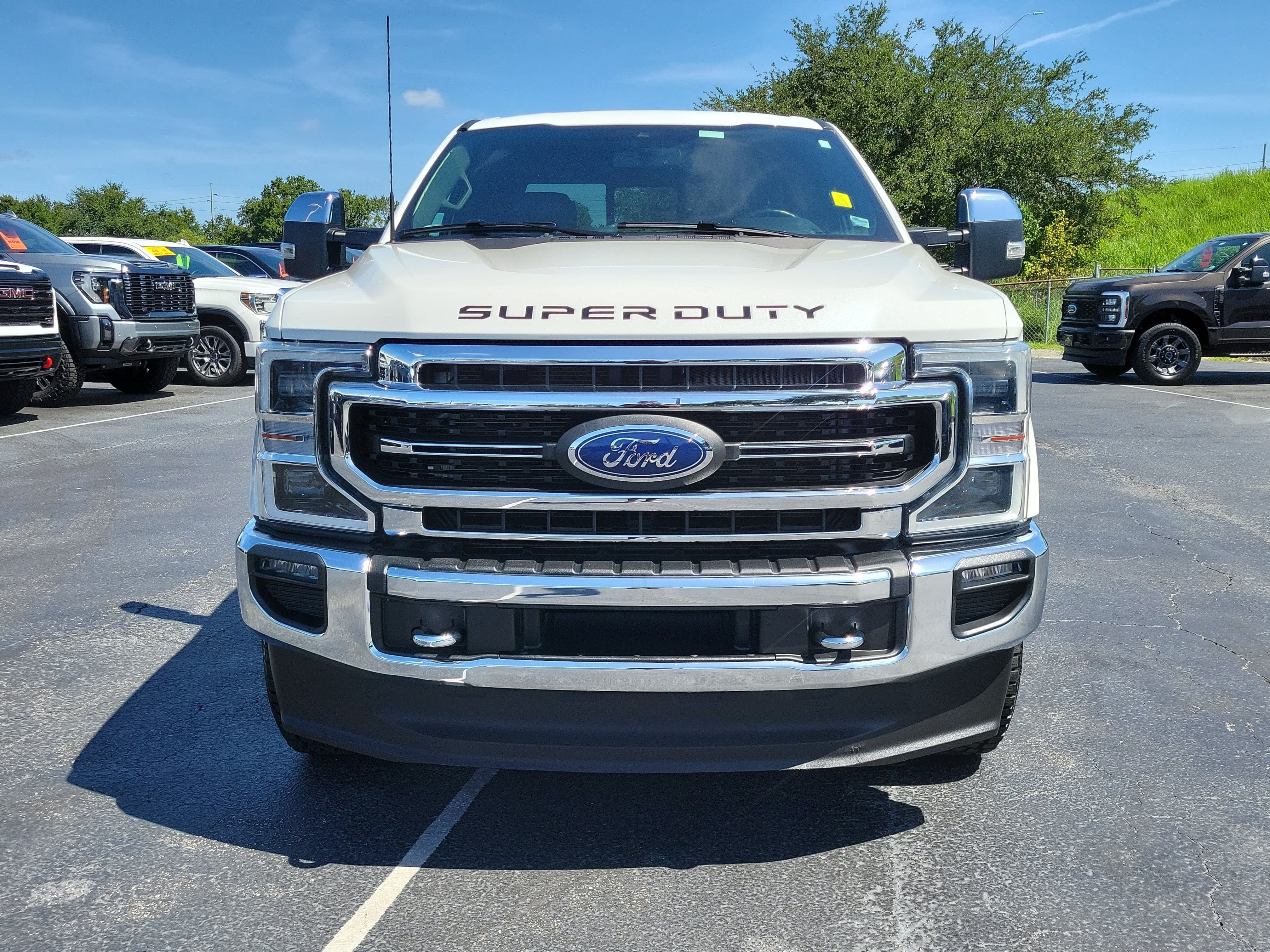 Certified 2022 Ford F250 Lariat w/ Lariat Ultimate Package AWD/4WD image 2