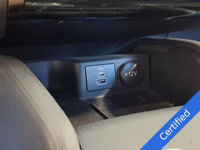 Certified 2024 Ford Escape ST-Line Select w/ Tech Pack #1 AWD/4WD image 17