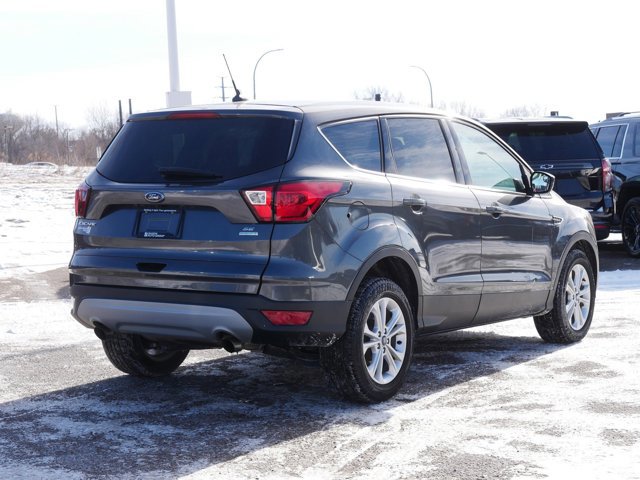 Certified 2019 Ford Escape SE image 3