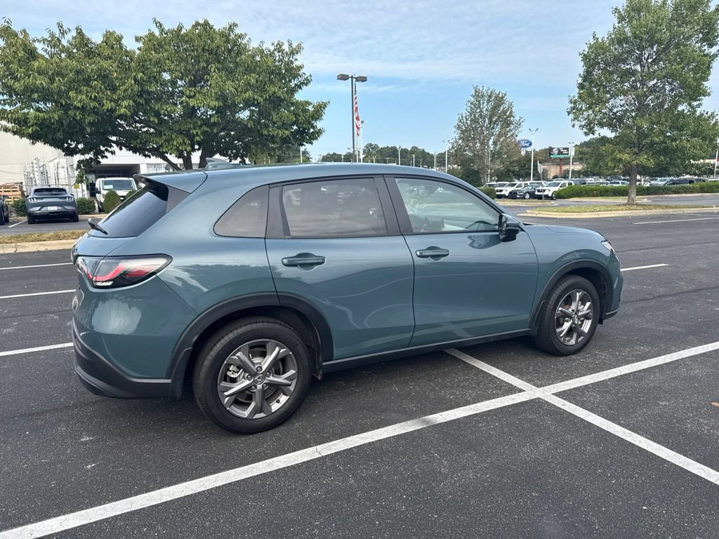 Used 2026 Honda HR-V LX image 8