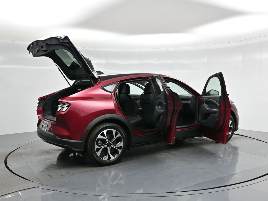 Certified 2025 Ford Mustang Mach-E Select image 6