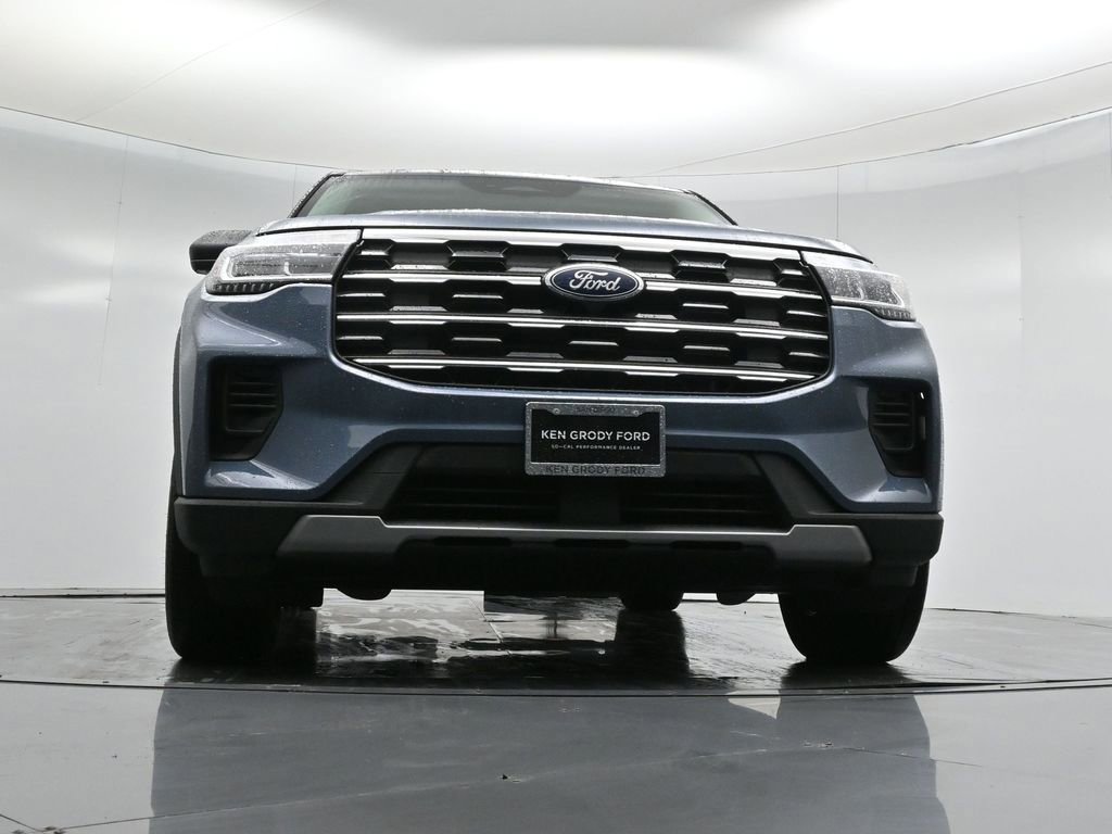 Certified 2025 Ford Explorer Active image 29