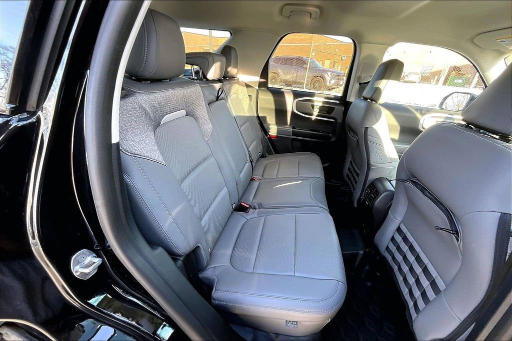 Certified 2025 Ford Bronco Sport Badlands AWD/4WD image 25