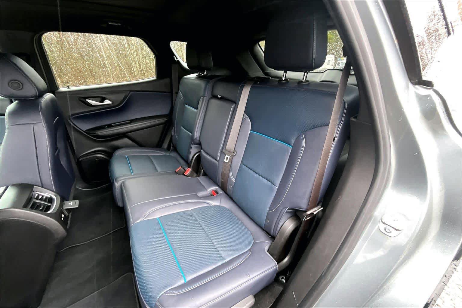 Used 2025 Chevrolet Blazer RS AWD/4WD image 21