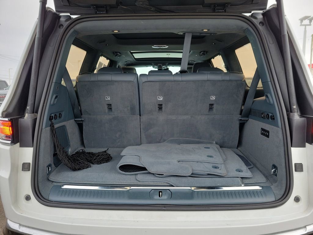 Used 2023 Jeep Grand Wagoneer Series III image 10