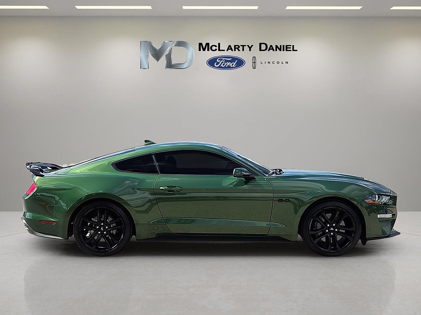 Certified 2022 Ford Mustang GT Premium w/ Equipment Group 401A RWD image 6