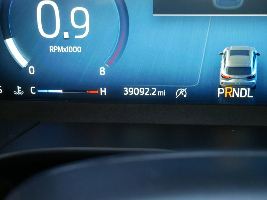 Certified 2024 Ford Escape Platinum image 31