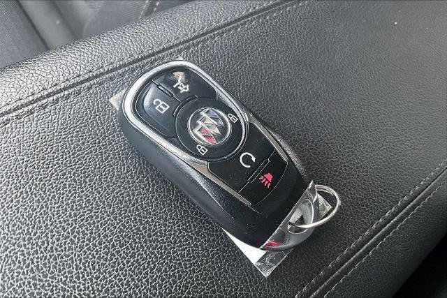 Used 2023 Buick Encore GX Select w/ Sport Touring Package FWD image 11