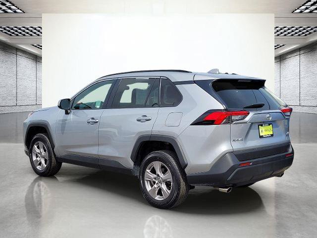 Used 2025 Toyota RAV4 XLE FWD image 9