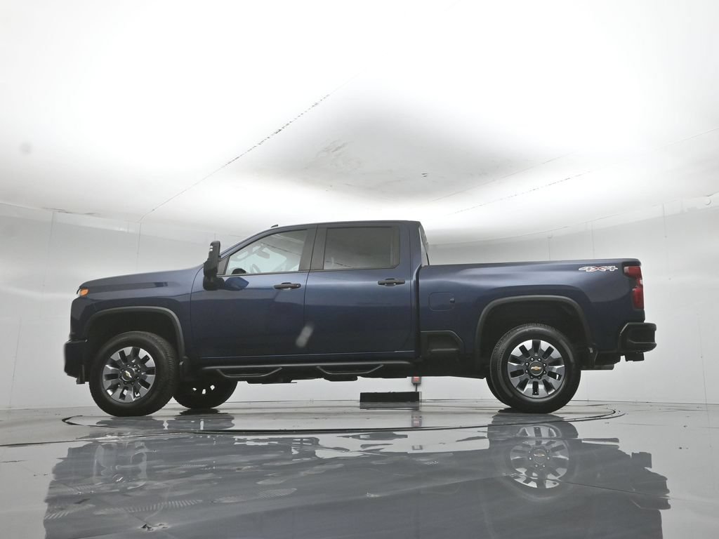 Used 2022 Chevrolet Silverado 2500 Custom w/ Custom Value Package AWD/4WD image 55