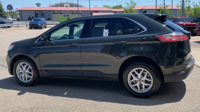 Certified 2024 Ford Edge SEL w/ Convenience Package AWD/4WD image 7