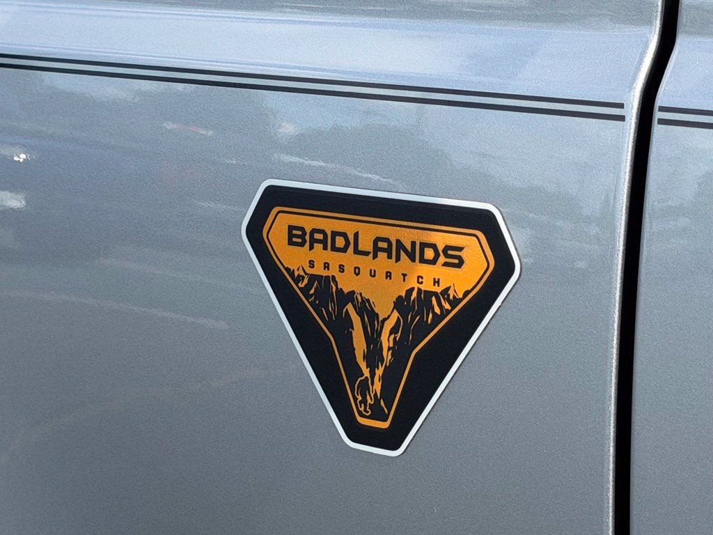 Certified 2024 Ford Bronco Badlands AWD/4WD image 28