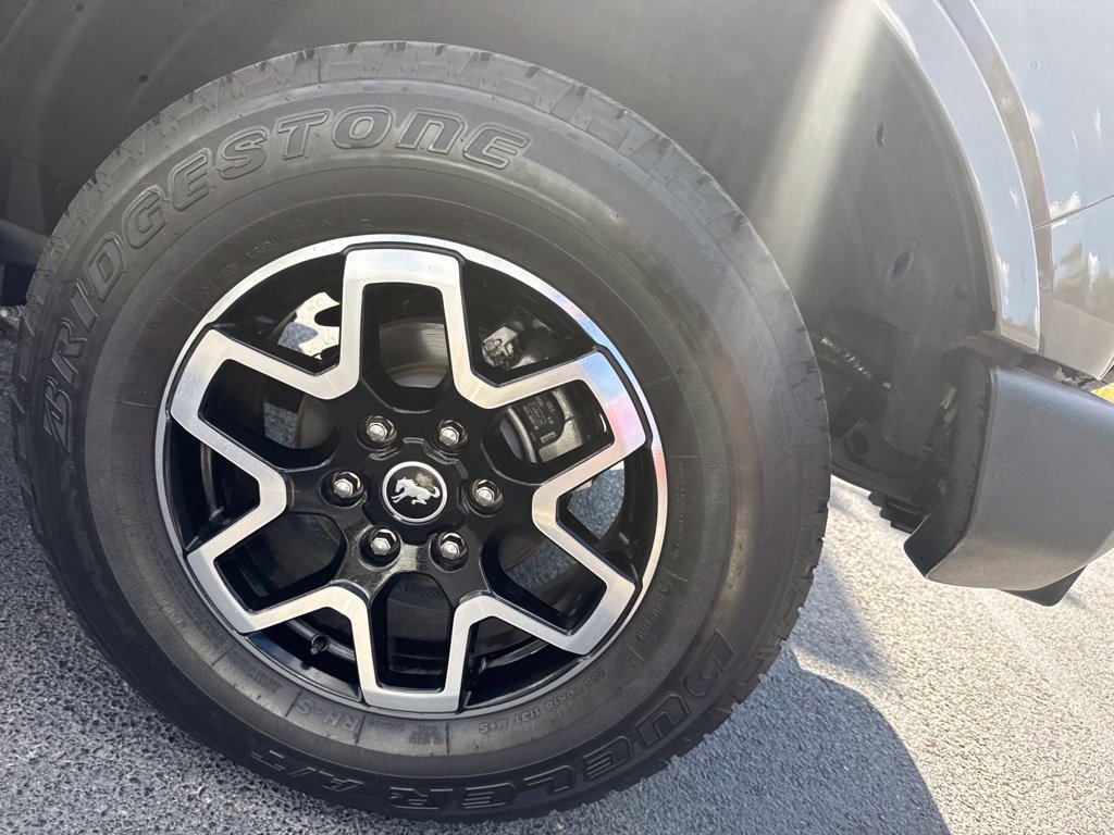 Certified 2026 Ford Bronco Outer Banks AWD/4WD image 13