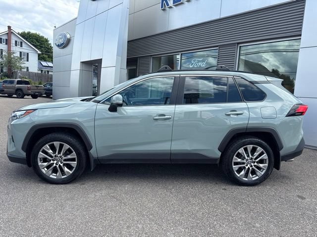 Used 2023 Toyota RAV4 XLE Premium AWD/4WD image 9