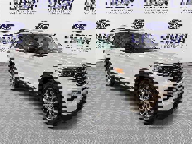 Certified 2023 Ford Explorer XLT w/ Equipment Group 202A