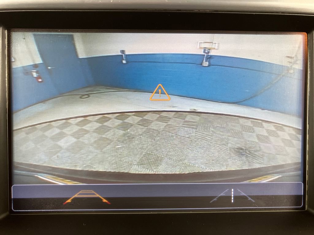 Used 2017 GMC Acadia SLT image 23