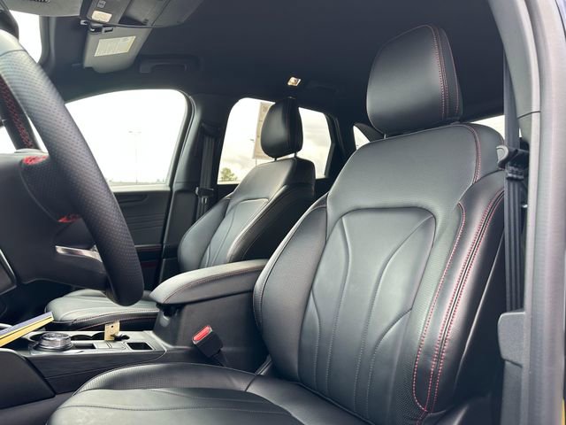 Certified 2025 Ford Escape ST-Line Elite w/ Premium Technology Package AWD/4WD image 10