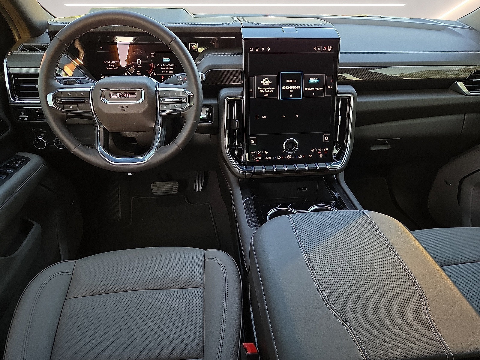 Used 2026 GMC Yukon XL Elevation AWD/4WD image 12