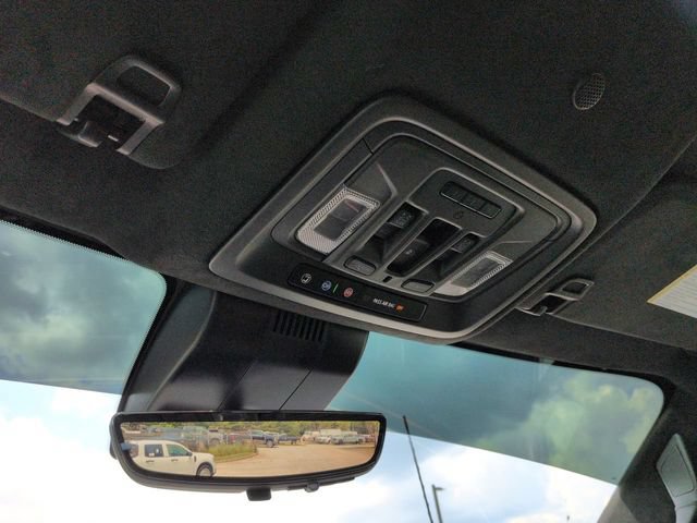 Used 2024 GMC Sierra 3500 Denali Ultimate AWD/4WD image 27