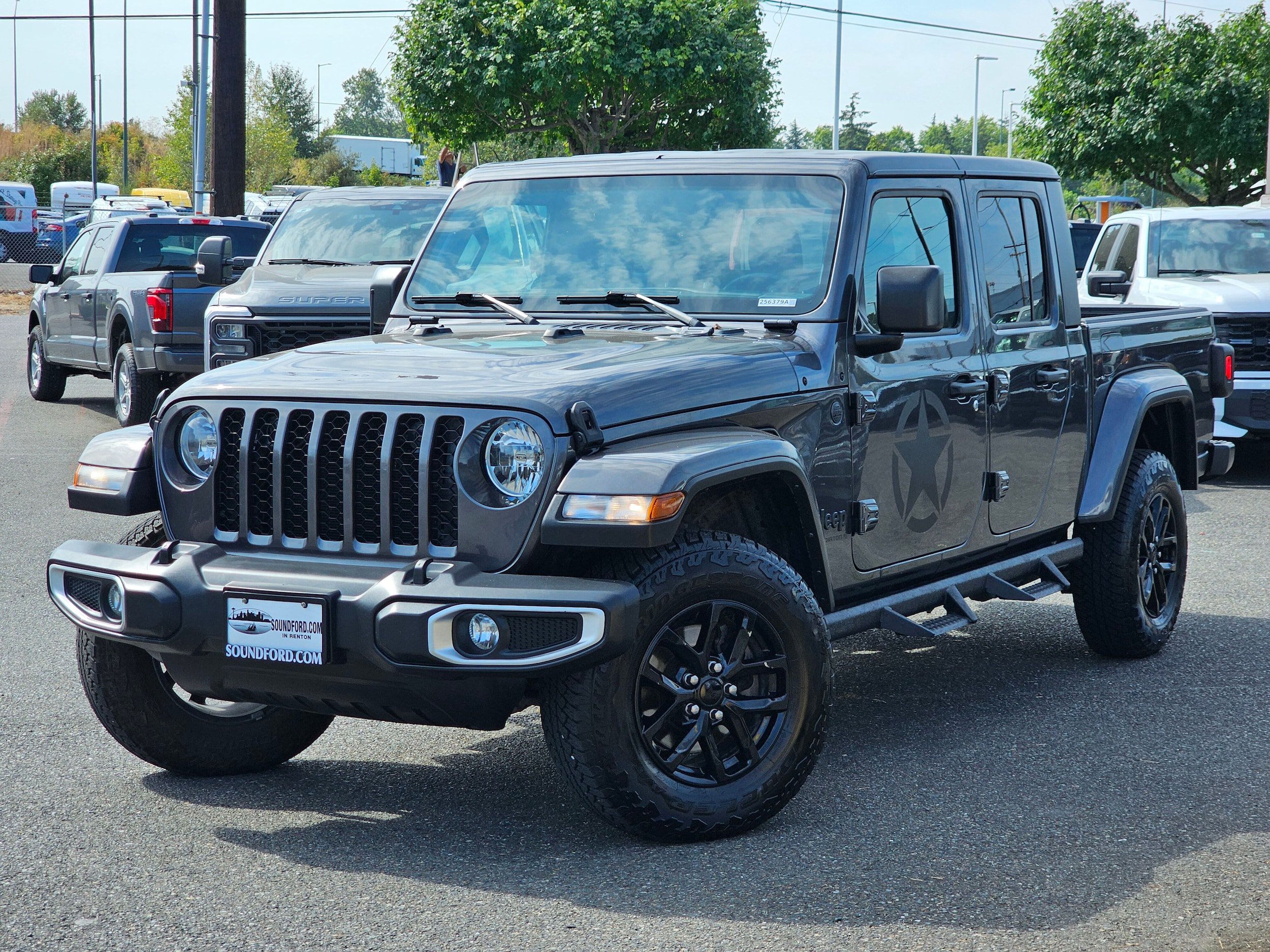 Used 2023 Jeep Gladiator Sport AWD/4WD image 1