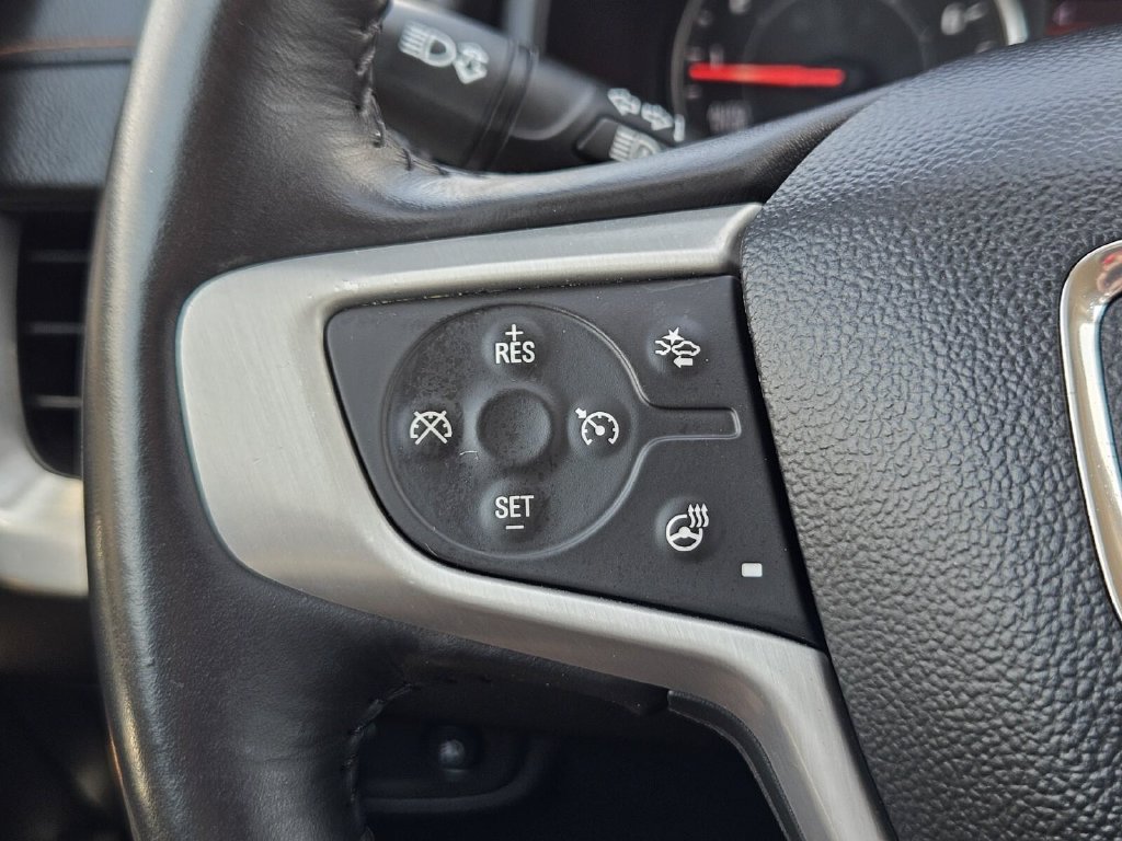 Used 2020 GMC Terrain SLT w/ Preferred Package FWD image 32