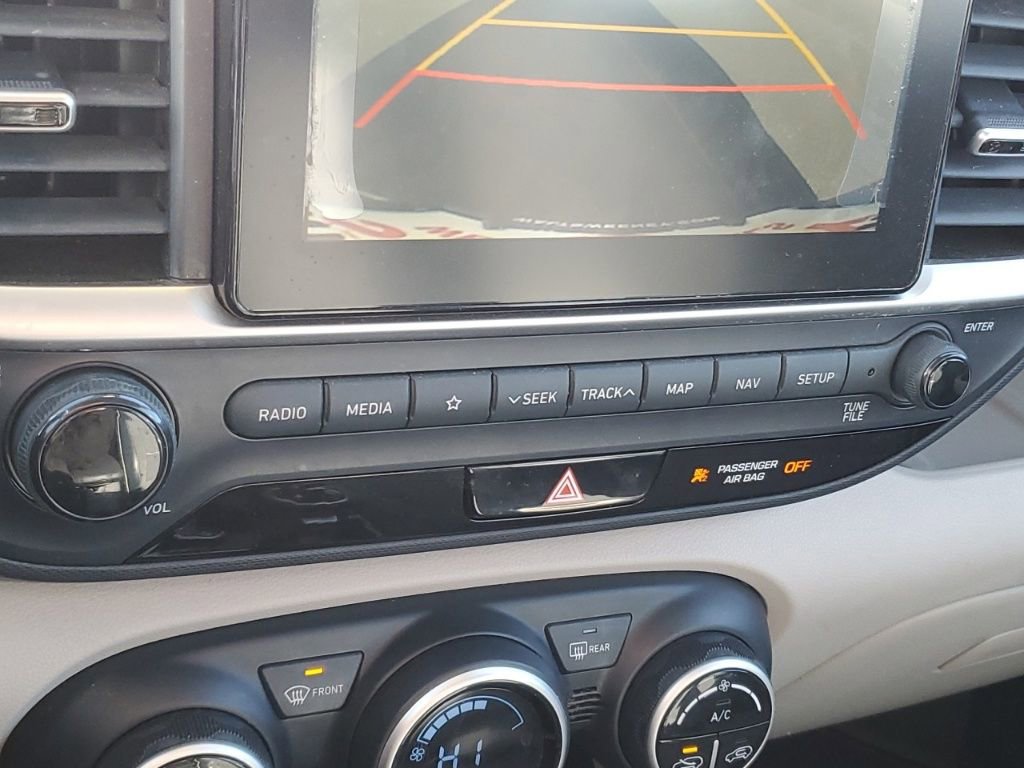 Used 2020 Hyundai Venue Denim image 25