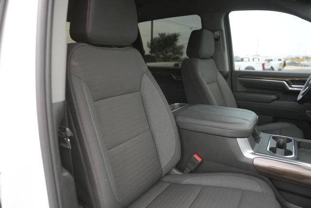 Used 2025 Chevrolet Silverado 3500 LT image 19