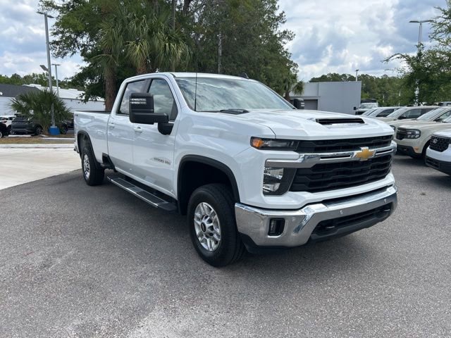 Used 2025 Chevrolet Silverado 2500 LT w/ Safety Package image 2