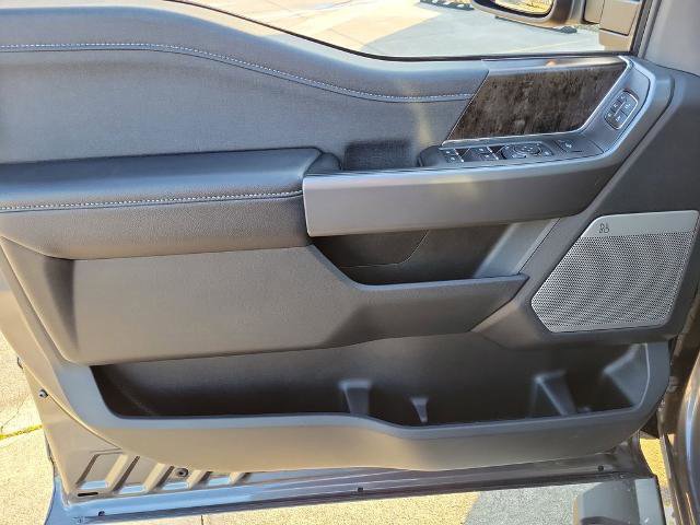 Certified 2025 Ford F350 Lariat w/ Lariat Ultimate Package image 24