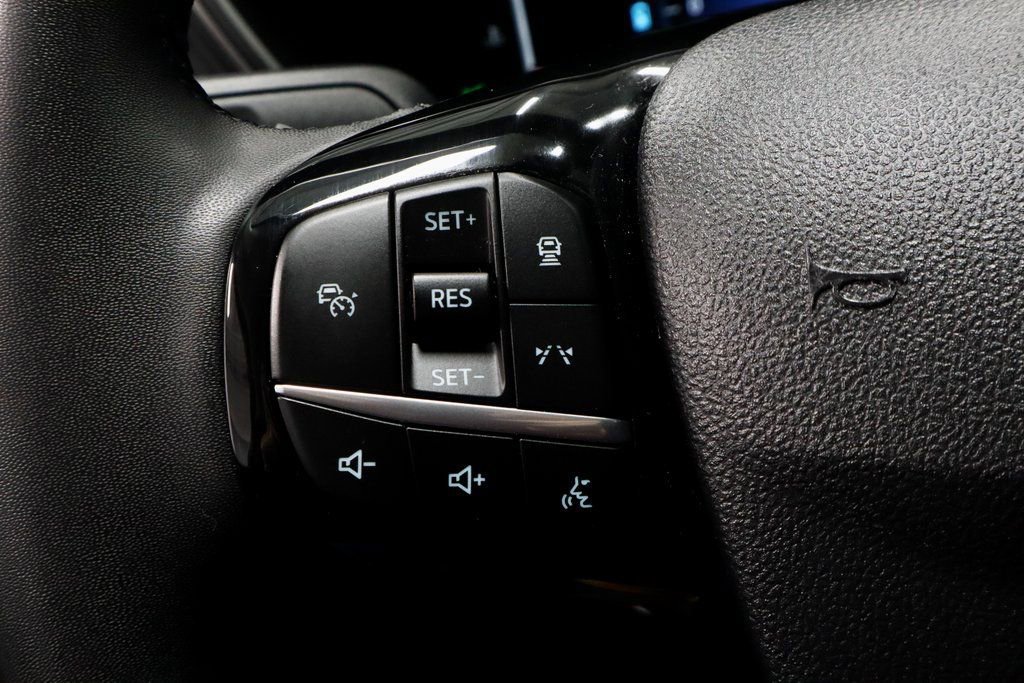 Certified 2023 Ford Escape SE image 28