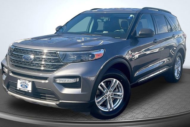 Certified 2022 Ford Explorer XLT w/ Equipment Group 202A image 12