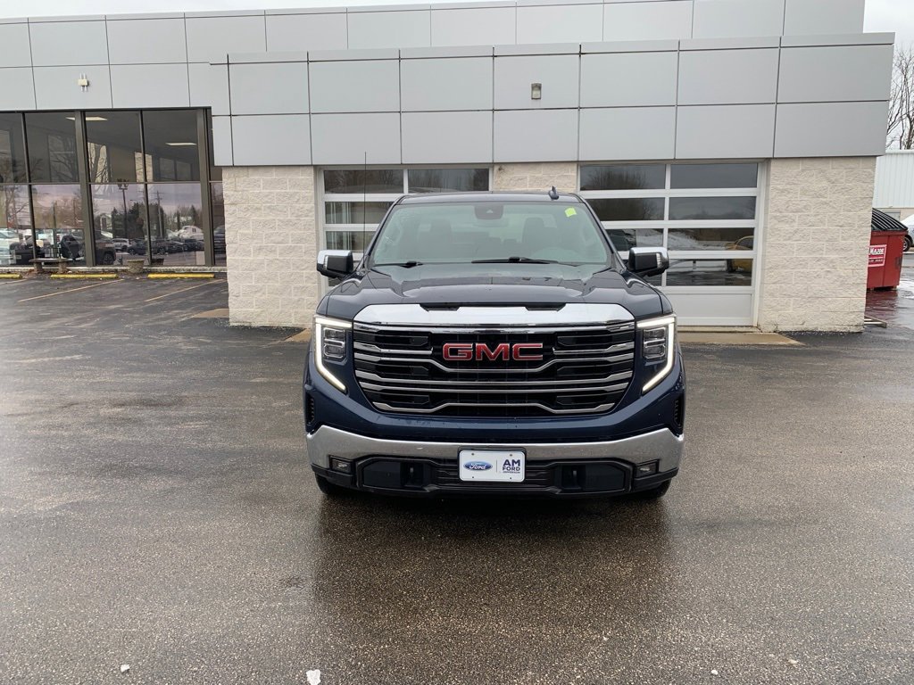 Used 2023 GMC Sierra 1500 SLT w/ SLT Convenience Package image 2