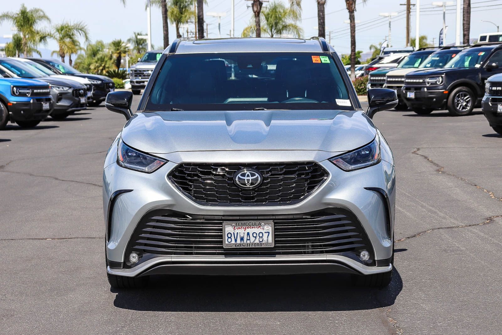 Used 2021 Toyota Highlander XSE FWD video 2
