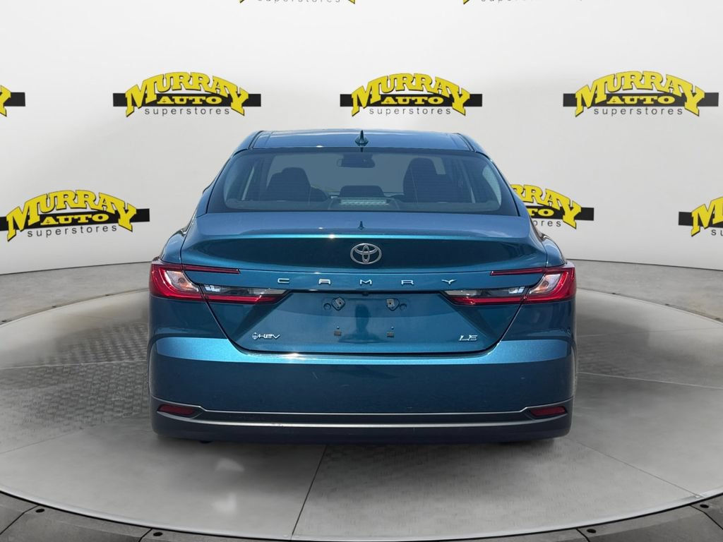 Used 2025 Toyota Camry LE FWD image 4