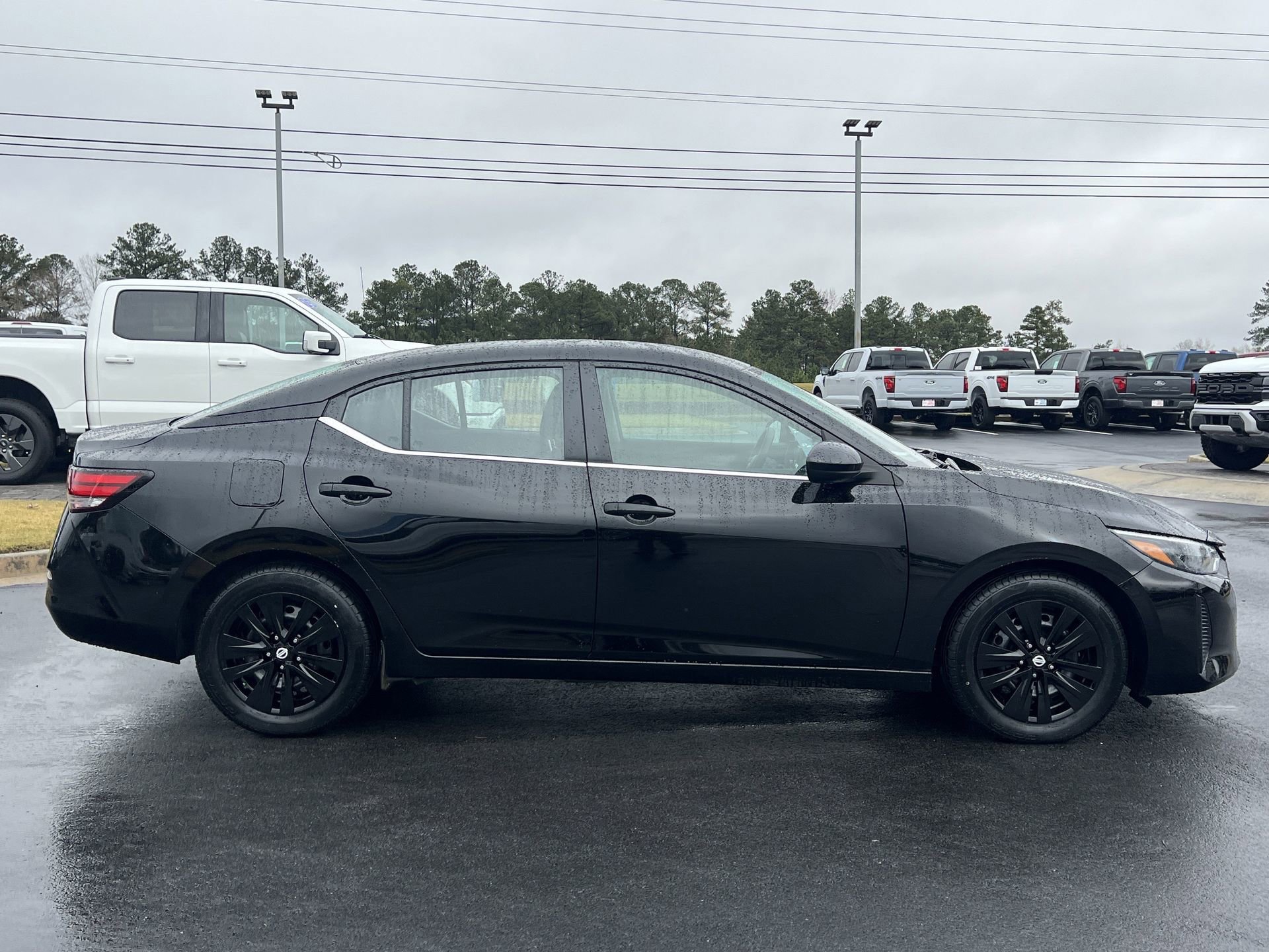 Used 2025 Nissan Sentra S image 24