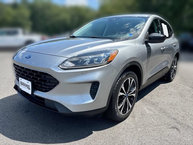 Certified 2022 Ford Escape SE w/ SE Sport Appearance Package AWD/4WD image 1